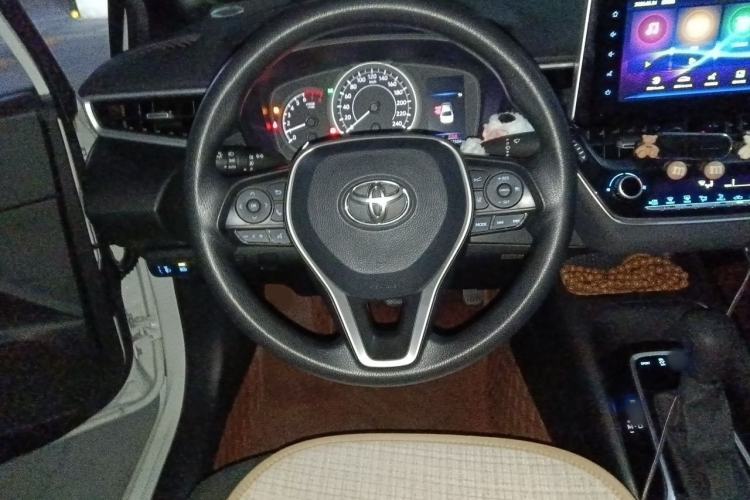 Used Toyota Levin 2019 185T CVT Sport Edition China VI Standard Steering Wheel