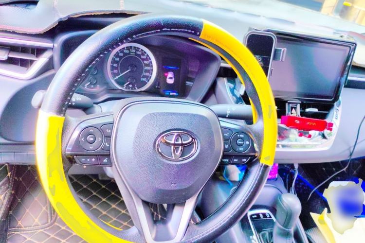 Used Toyota Levin 2019 185T CVT Luxury Edition China VI Standard Steering Wheel
