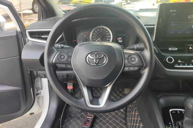Used Toyota Levin 2019 185T CVT Luxury Edition China VI Standard Steering Wheel
