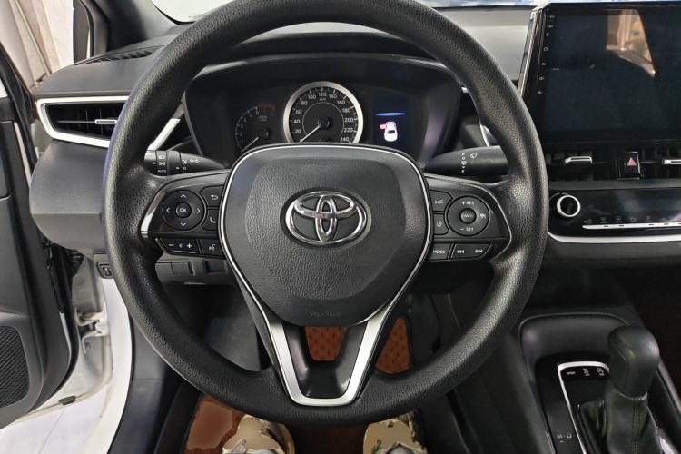 Used Toyota Levin 2019 185T CVT Luxury Edition China VI Standard Steering Wheel
