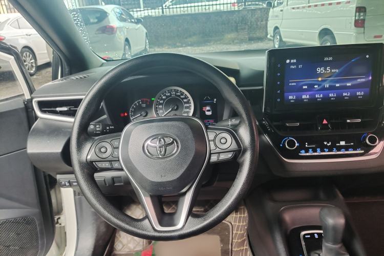 Used Toyota Levin 2019 185T CVT Luxury Edition China VI Standard Steering Wheel