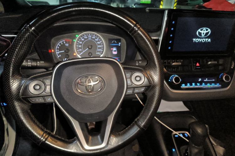 Used Toyota Levin 2019 185T CVT Luxury Edition China VI Standard Steering Wheel