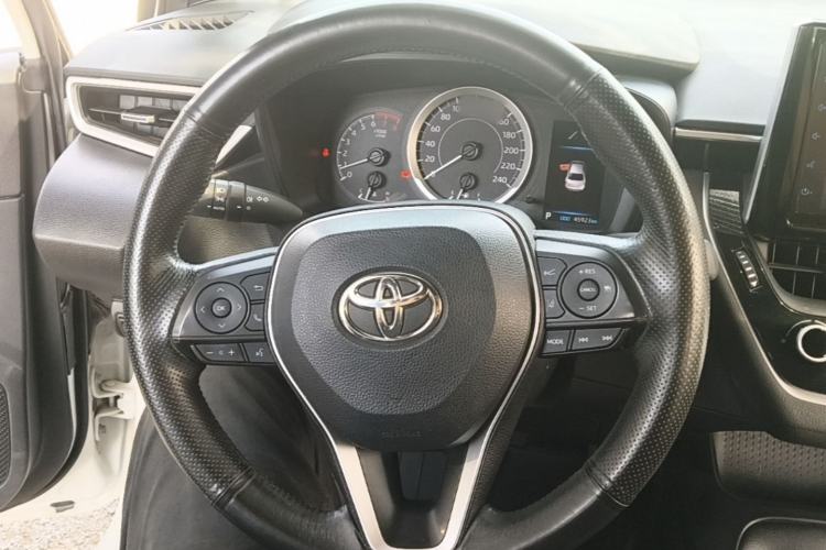 Used Toyota Levin 2019 185T CVT Luxury Edition China VI Standard Steering Wheel