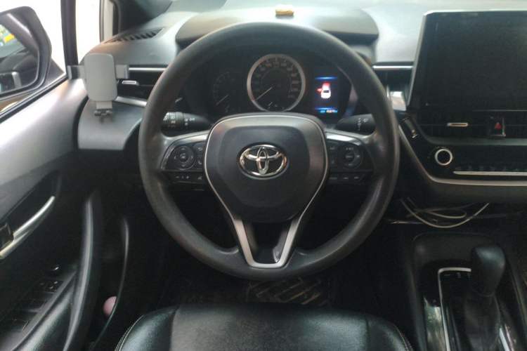 Used Toyota Levin 2019 185T CVT Sport Edition China VI Standard Steering Wheel