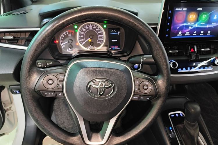 Used Toyota Levin 2019 185T CVT Luxury Edition China VI Standard Steering Wheel