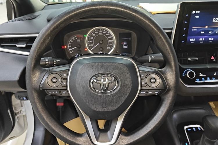 Used Toyota Levin 2019 185T CVT Sport Edition China VI Standard Steering Wheel