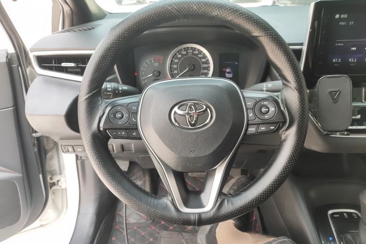 Used Toyota Levin 2019 185T CVT Luxury Edition China VI Standard Steering Wheel