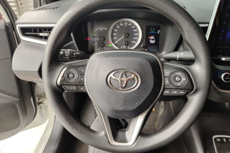 Used Toyota Levin 2019 Dual-Engine 1.8H E-CVT Luxury Edition China VI Standard Steering Wheel