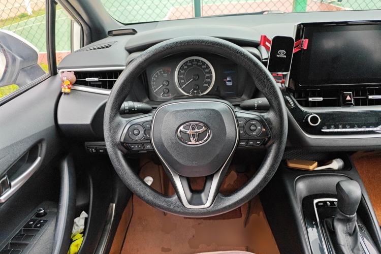Used Toyota Levin 2019 185T CVT Luxury Edition China VI Standard Steering Wheel