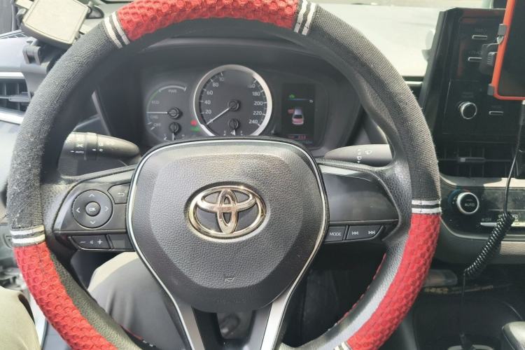 Used Toyota Levin 2019 Dual-Engine 1.8H E-CVT Entry-Level Model China VI Standard Steering Wheel