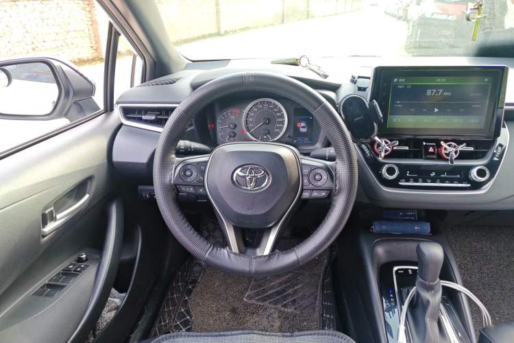 Used Toyota Levin 2019 185T CVT Luxury Edition China VI Standard Steering Wheel