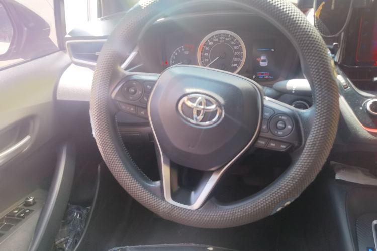 Used Toyota Levin 2019 185T CVT Luxury Edition China VI Standard Steering Wheel