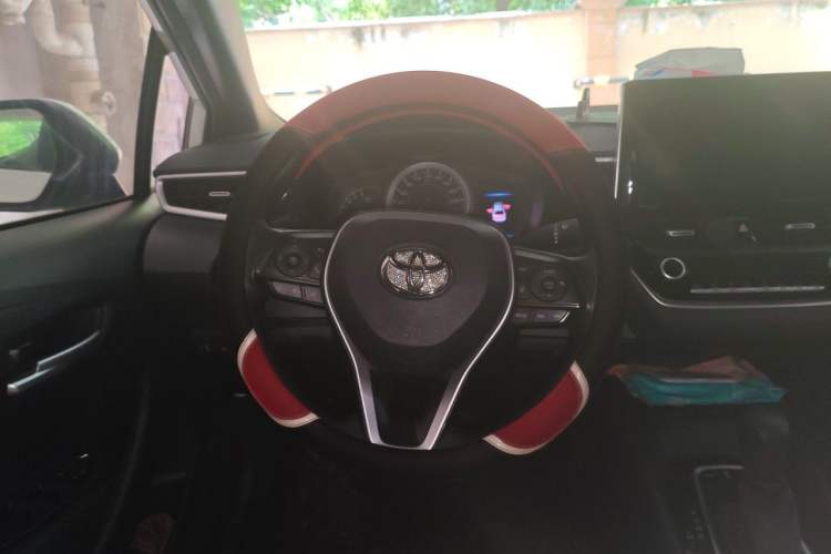 Used Toyota Levin 2019 185T CVT Luxury Edition China VI Standard Steering Wheel