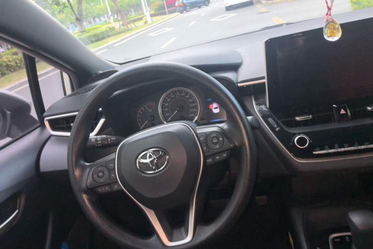 Used Toyota Levin 2019 185T CVT Luxury Edition China VI Standard Steering Wheel