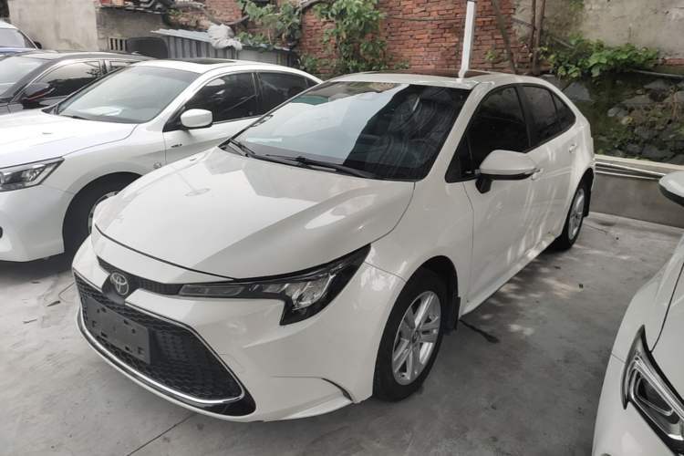 Used Toyota Levin 2019 185T CVT Luxury Edition China VI Standard Guazi used car, China used car export, Used car for sale, Used  cars, Cheapest cars for sale