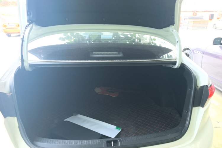 Used Toyota Levin 2019 185T CVT Luxury Edition China VI Standard Trunk