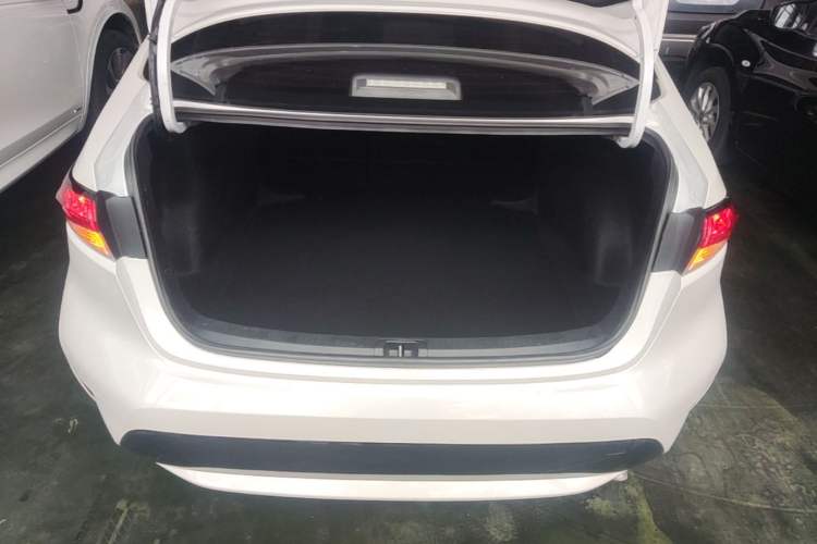Used Toyota Levin 2019 185T CVT Luxury Edition China VI Standard Trunk