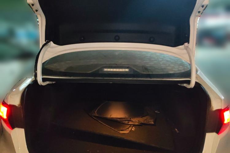 Used Toyota Levin 2019 185T CVT Luxury Edition China VI Standard Trunk
