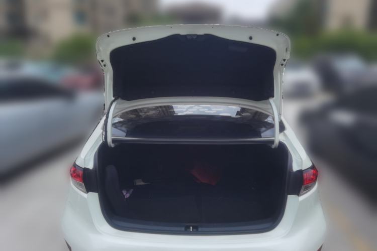 Used Toyota Levin 2019 185T CVT Luxury Edition China VI Standard Trunk