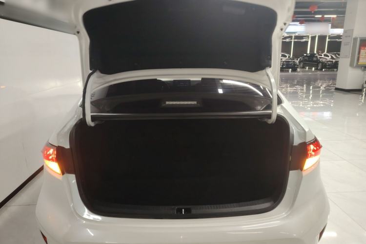 Used Toyota Levin 2019 185T CVT Luxury Edition China VI Standard Trunk