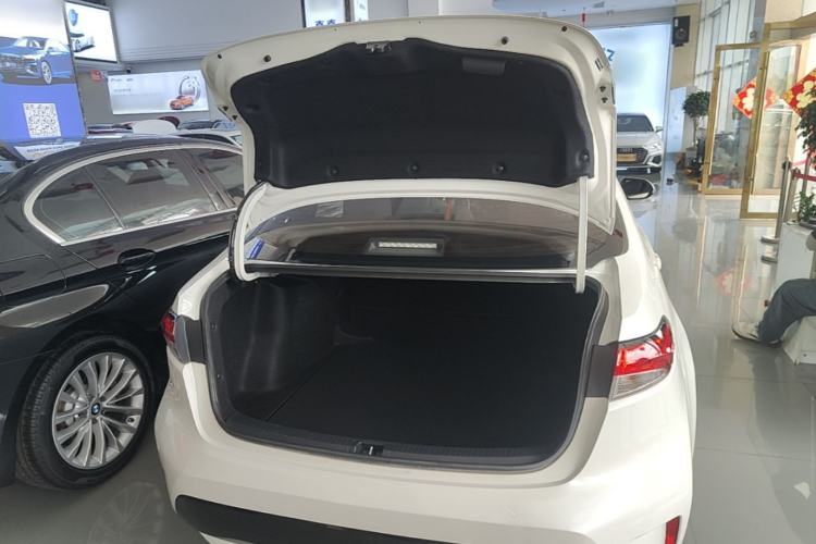 Used Toyota Levin 2019 185T CVT Luxury Edition China VI Standard Trunk