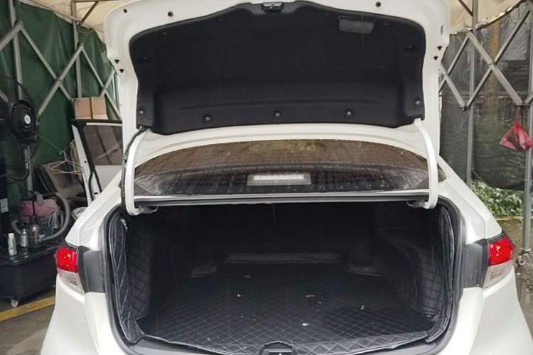 Used Toyota Levin 2019 185T CVT Luxury Edition China VI Standard Trunk