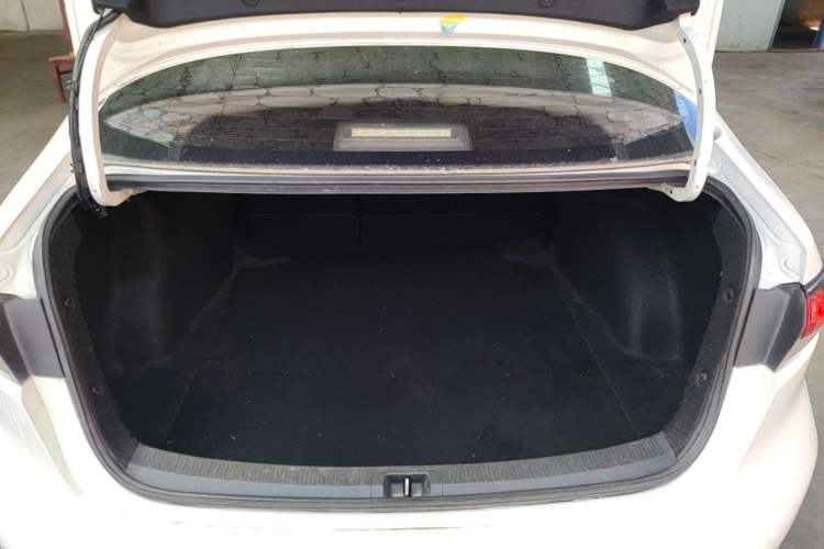 Used Toyota Levin 2019 185T CVT Luxury Edition China V Standard Trunk