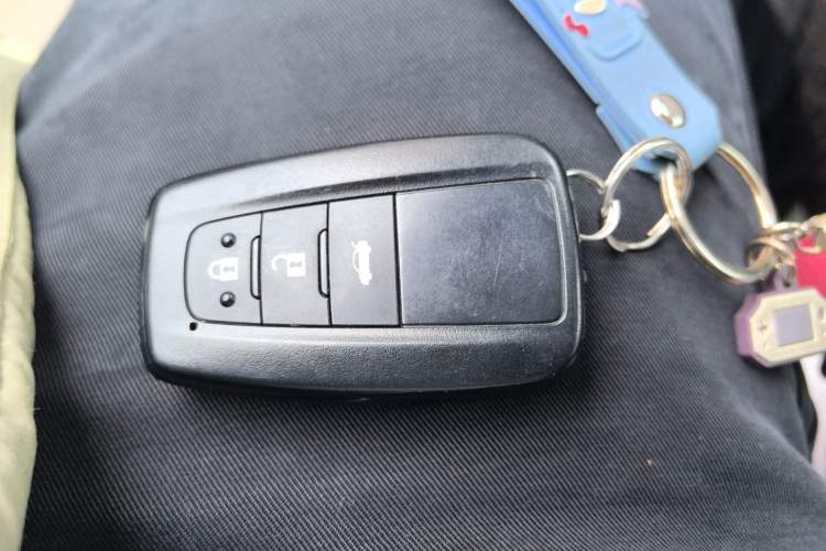 Used Toyota Levin 2019 185T CVT Luxury Edition China VI Standard Vehicle Key