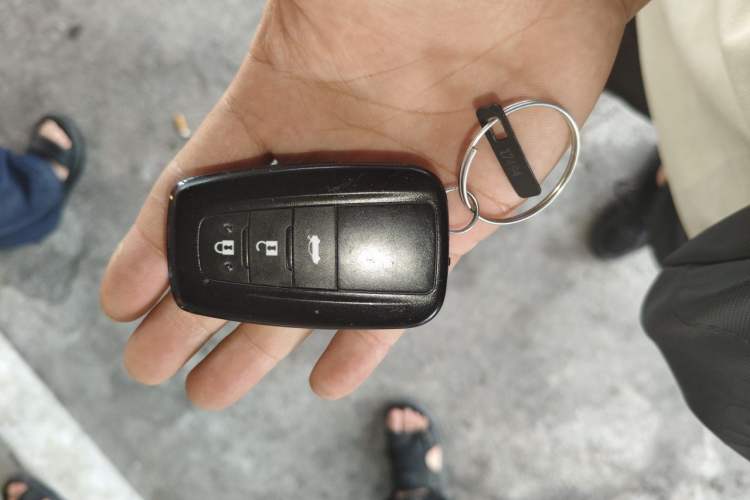 Used Toyota Levin 2019 185T CVT Luxury Edition China VI Standard Vehicle Key