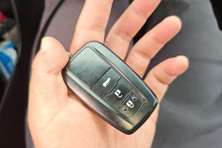 Used Toyota Levin 2019 185T CVT Luxury Edition China VI Standard Vehicle Key
