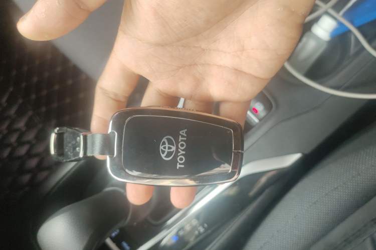 Used Toyota Levin 2019 185T CVT Luxury Edition China VI Standard Vehicle Key