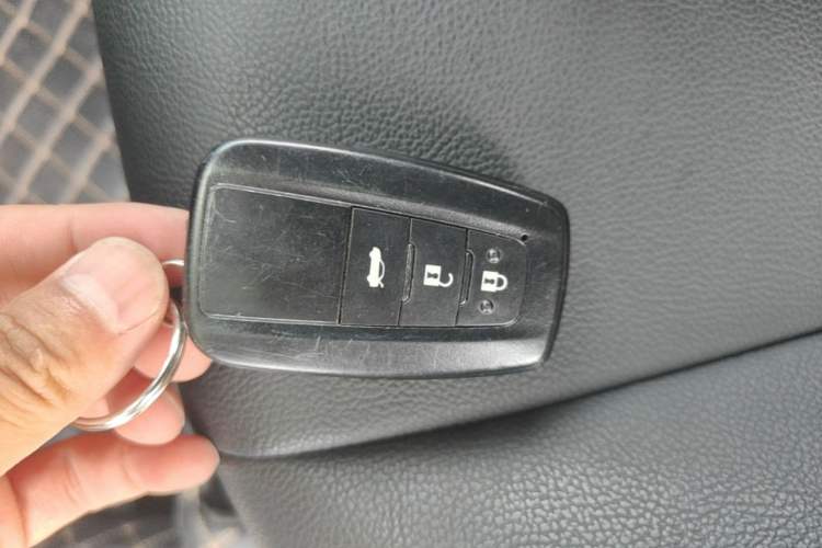 Used Toyota Levin 2019 185T CVT Luxury Edition China VI Standard Vehicle Key