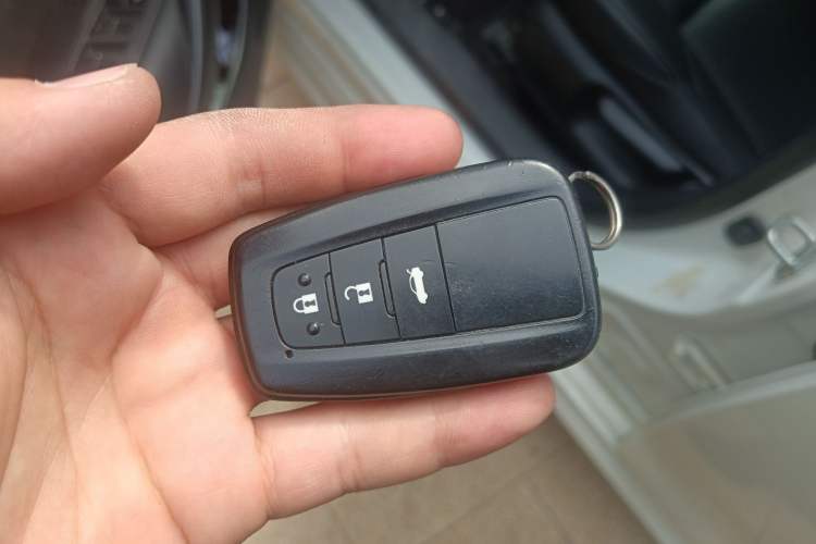 Used Toyota Levin 2019 185T CVT Luxury Edition China VI Standard Vehicle Key