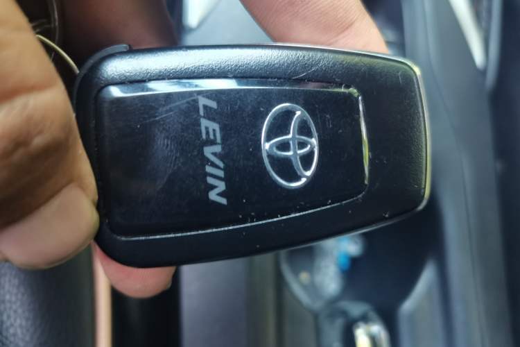 Used Toyota Levin 2019 185T CVT Luxury Edition China VI Standard Vehicle Key