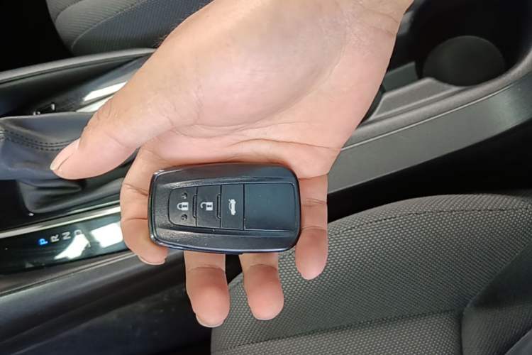 Used Toyota Levin 2019 185T CVT Luxury Edition China VI Standard Vehicle Key