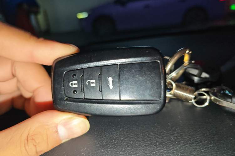 Used Toyota Levin 2019 185T CVT Luxury Edition China VI Standard Vehicle Key