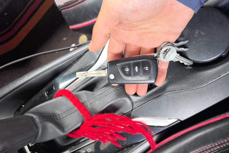 Used Toyota Levin 2019 185T CVT Entry-Level Version China VI Standard Vehicle Key