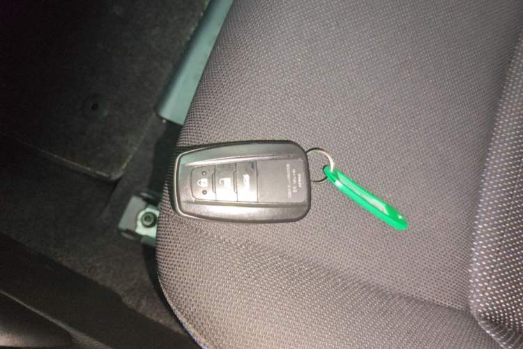 Used Toyota Levin 2019 185T CVT Sport Edition China VI Standard Vehicle Key