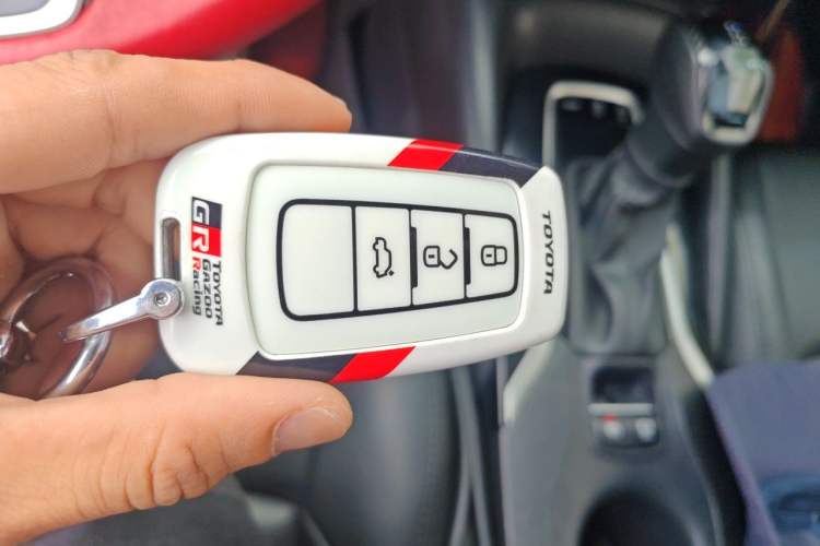 Used Toyota Levin 2019 185T CVT Sport Edition China VI Standard Vehicle Key