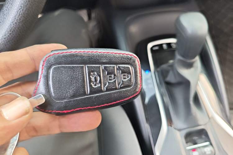 Used Toyota Levin 2019 185T CVT Luxury Edition China VI Standard Vehicle Key