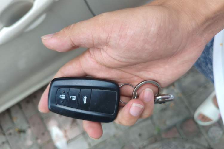 Used Toyota Levin 2019 185T CVT Sport Edition China VI Standard Vehicle Key