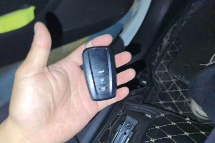 Used Toyota Levin 2019 185T CVT Luxury Edition China V Standard Vehicle Key