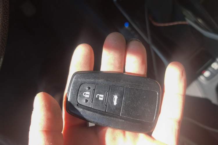 Used Toyota Levin 2019 185T CVT Luxury Edition China VI Standard Vehicle Key