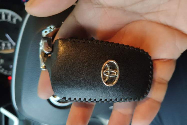 Used Toyota Levin 2019 185T CVT Luxury Edition China VI Standard Vehicle Key