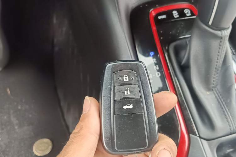 Used Toyota Levin 2019 185T CVT Sport Edition China VI Standard Vehicle Key