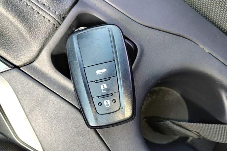 Used Toyota Levin 2019 185T CVT Luxury Edition China VI Standard Vehicle Key