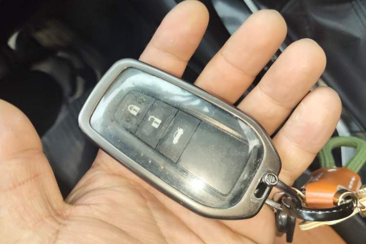 Used Toyota Levin 2019 185T CVT Luxury Edition China VI Standard Vehicle Key