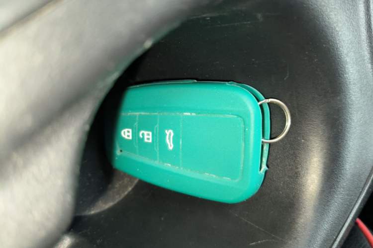 Used Toyota Levin 2019 185T CVT Luxury Edition China VI Standard Vehicle Key