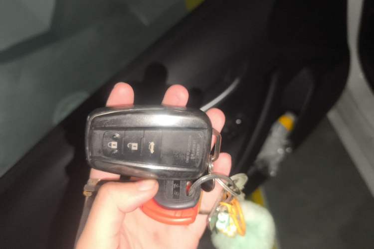 Used Toyota Levin 2019 185T CVT Sport Edition China VI Standard Vehicle Key