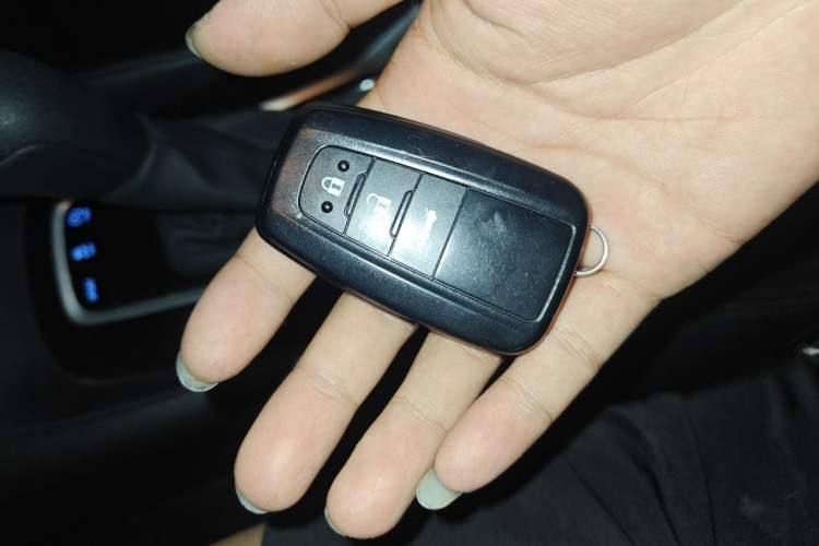 Used Toyota Levin 2019 185T CVT Luxury Edition China VI Standard Vehicle Key